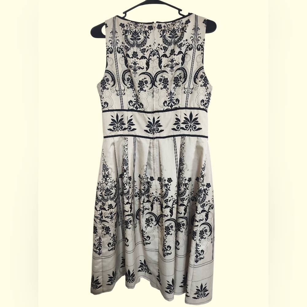 🔥🔥NWOT Madison Leigh Black and Cream Patterned Midi Dress, 10 - Picture 2 of 4